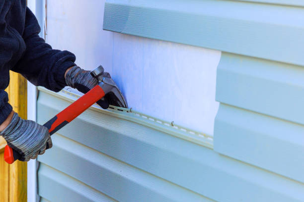 Reliable Vinyl Siding contractor in Pleasant Hill, TX by Squared Siding